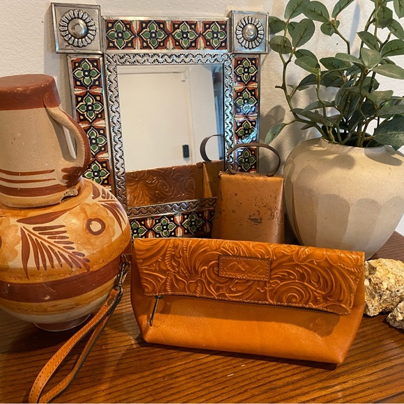 Patricia Nash - Picture 5 of 6